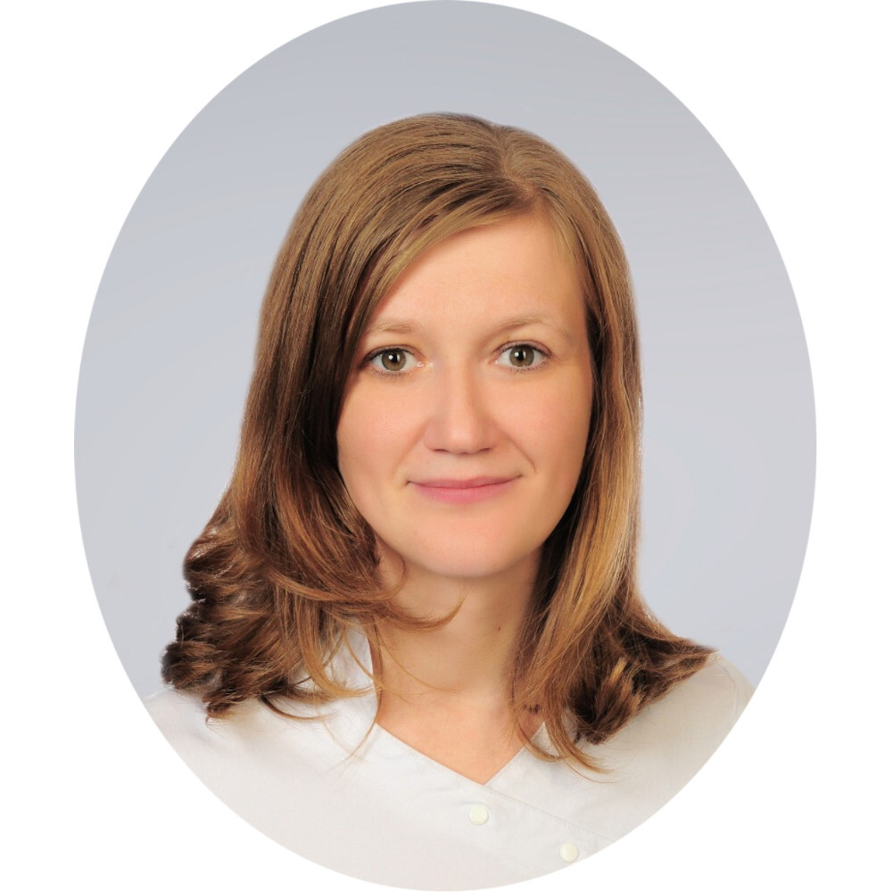 Емельянова